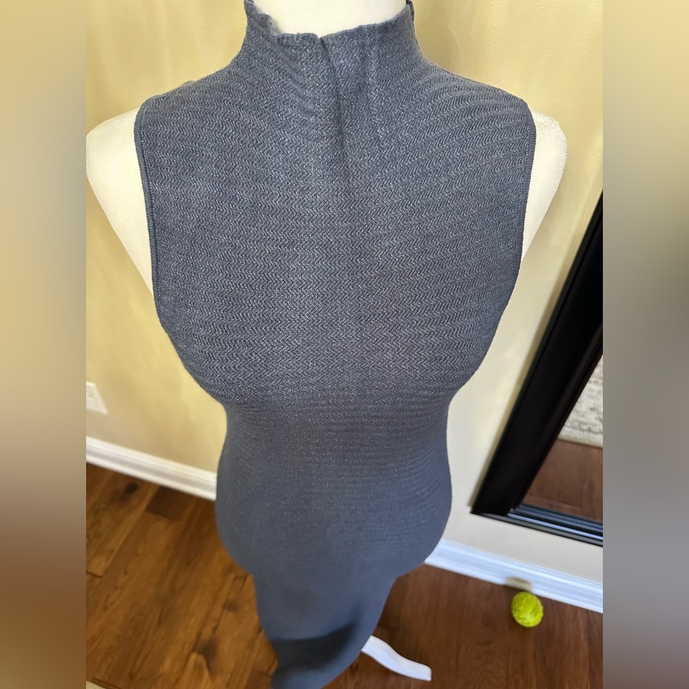 Boutique The Cute Shop Hidden Label Elegant Gray Slit Maxi Dress Small Vacation
